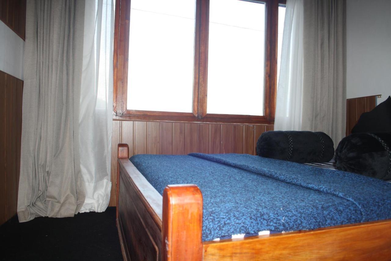 Bezel Bungalow 努沃勒埃利耶 外观 照片